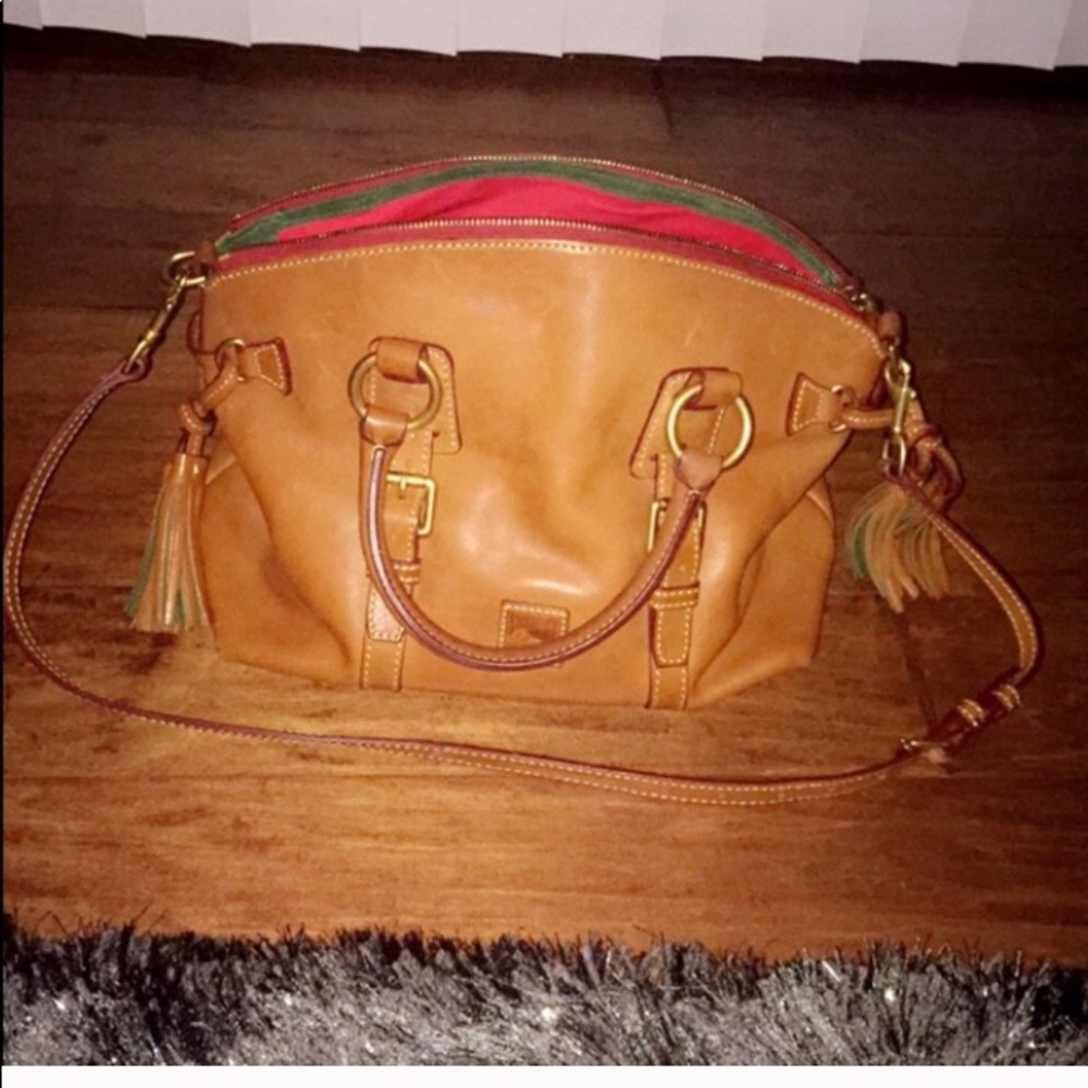 Dooney & Bourke 💥💥